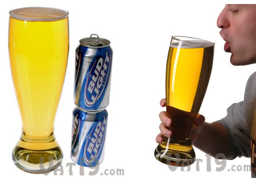 beer glasses. Actually two eer glasses;