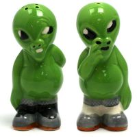 Alien Pickers - Salt & Pepper Shakers