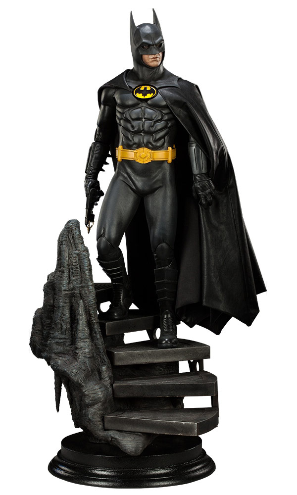 Batman-Premium-Format-Figure-Michael-Keaton.jpg