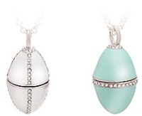 Esme Perfume Pendant