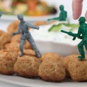 Fred & Friends Food Fighters Party Picks