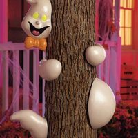 Halloween Ghost Tree Hugger