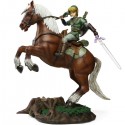 Link on Epona Statue
