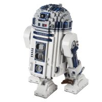 Ultimate Collector Series LEGO Star Wars R2-D2