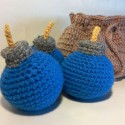 Zelda Bomb Bag with 3 Blue Bombs