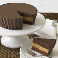 Peanut Butter Cup Cake
