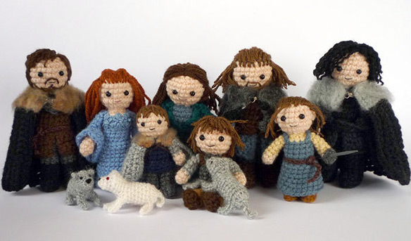 starks-winterfell-crocheted-dolls.jpg