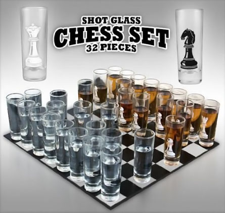 32 piece Chess Shot Glass Set