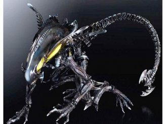 Aliens Colonial Marines Spitter Play Arts Kai Action Figure