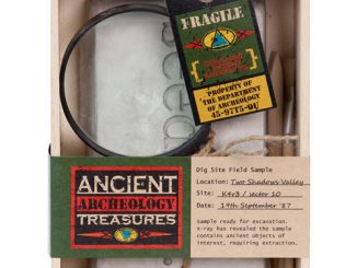 Ancient Treasures Archaeology Kit