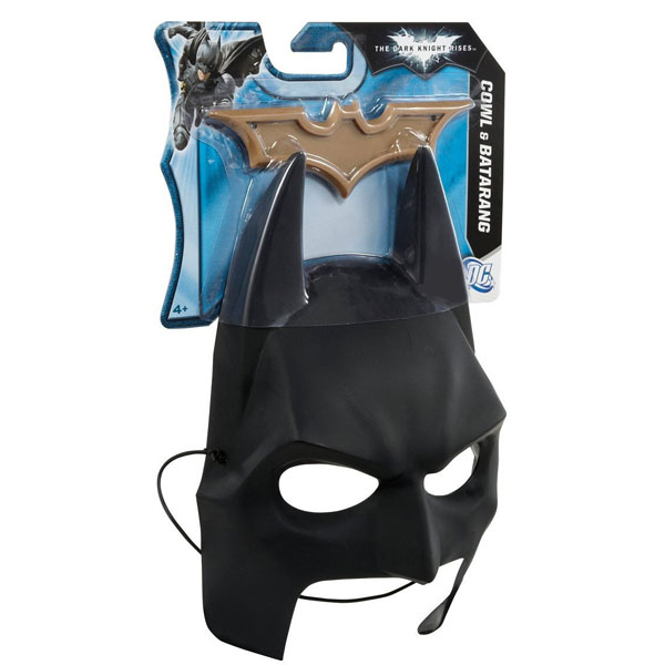 Batman Dark Knight Rises Cowl Mask and Batarang Gear