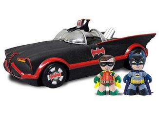 Batman and Robin Mini Mez Itz with 1966 Batmobile Vehicle