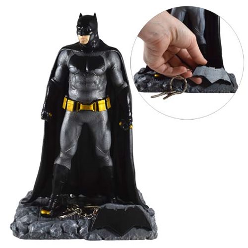 Batman v Superman Dawn of Justice Batman Finders Keyper Statue
