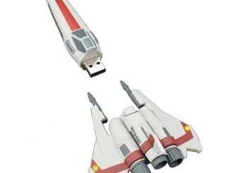 Battlestar Galactica Viper Ship Replica USB 8 GB Flash Drive
