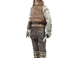 Commander Luke Skywalker Hoth Sixth-Scale Figure