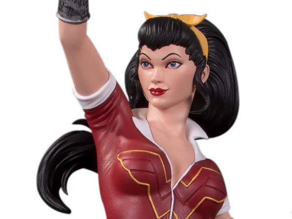 DEC170425 DC Comics Bombshells Wonder Woman Deluxe Statue multicolor