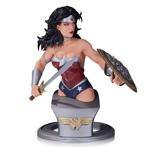 DC Comics Super Heroes Wonder Woman Bust