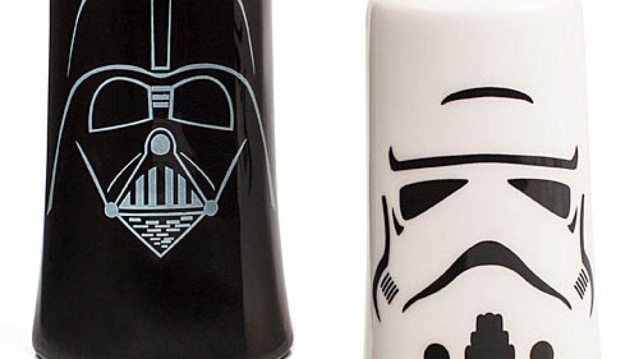 https://www.geekalerts.com/u/Darth-Vader-Stormtrooper-Salt-Pepper-Shakers-1280x720.jpg