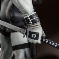 Deadpool X-Force Premium Format Figure Hand Detail