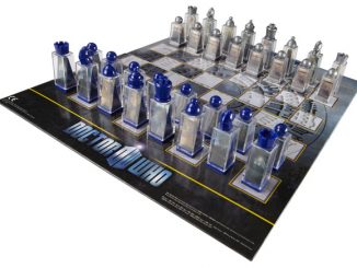 Doctor Who Lenticular Animated Chess Set