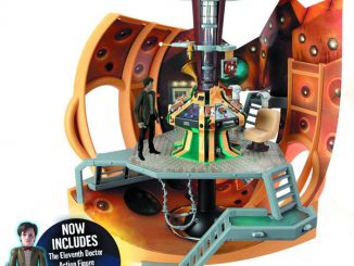 Doctor Who TARDIS with 5-Inch Figure and Mini-Figure Playset