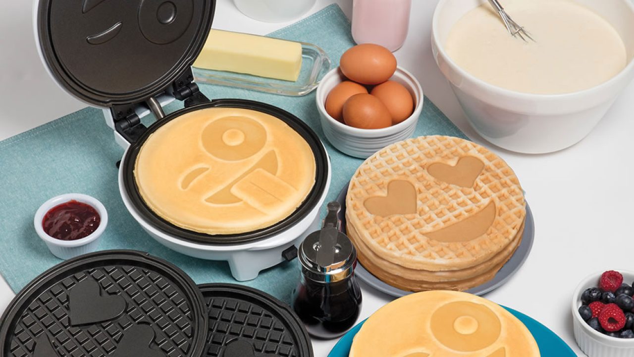 https://www.geekalerts.com/u/Emoji-Waffler-Pancake-Maker-1280x720.jpg