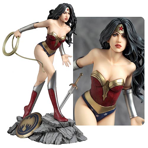 Fantasy Figure Gallery DC Comics Collection Wonder Woman Resin Statue