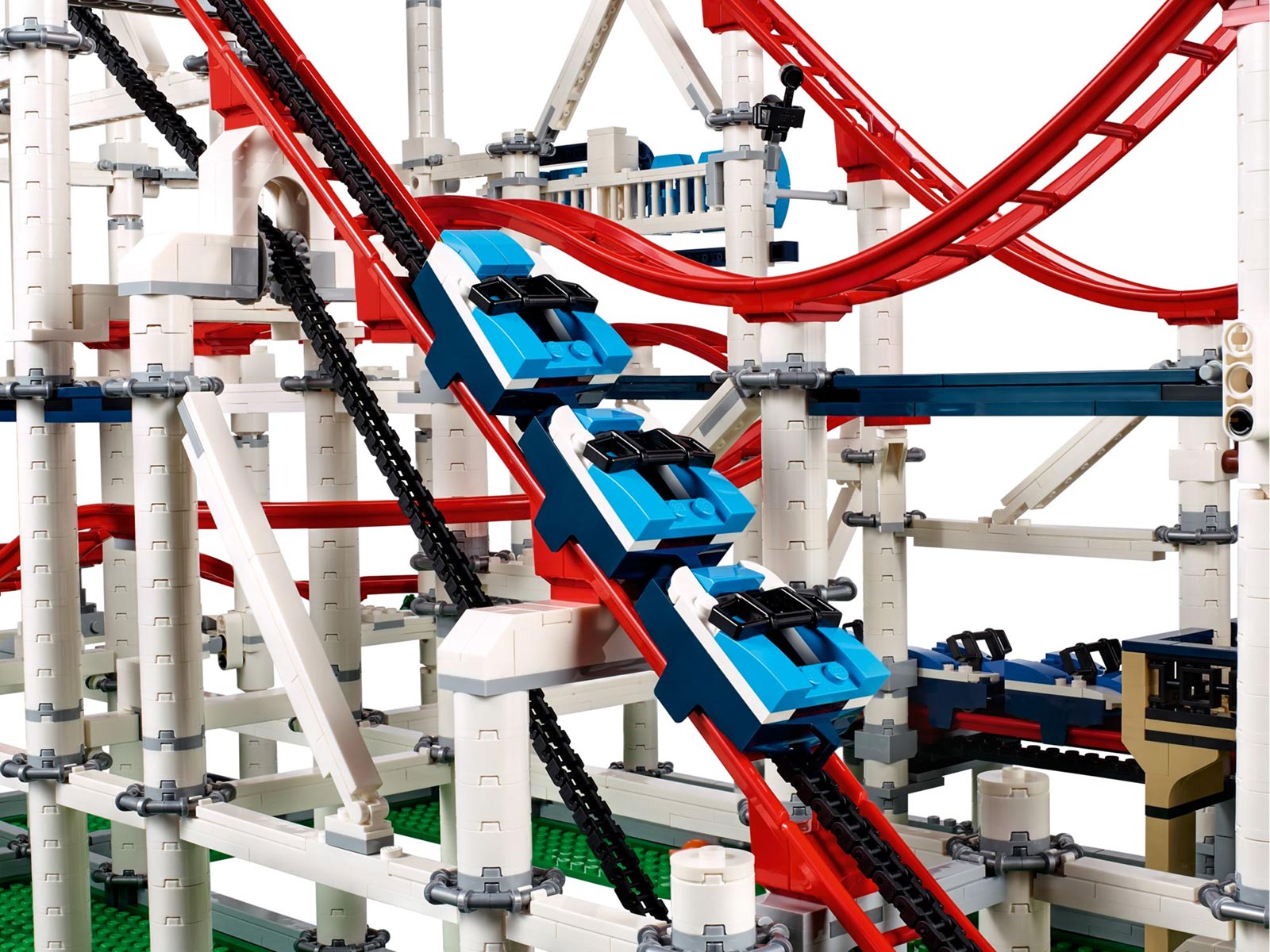 Massive New LEGO Creator Roller Coaster