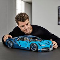 LEGO Technic Bugatti Chiron Set