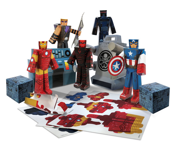 Marvel Avengers Papercraft Set