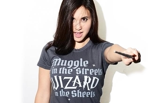  Muggle In The Streets, Wizard In The Sheets T-Shirt