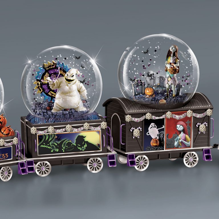 The Nightmare Before Christmas Musical Glitter Globe Train
