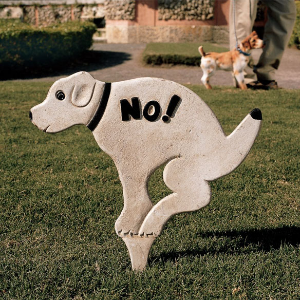 No Pausing Pooch Lawn Sign