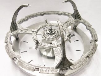 Star Trek Deep Space Nine Clock