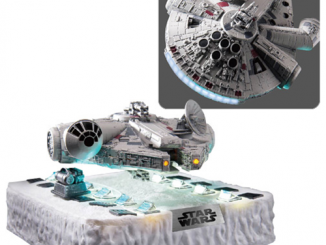 Star Wars Episode V - The Empire Strikes Back Millennium Falcon Floating Version Vehicle