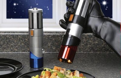  Star Wars Droid Salt and Pepper Shakers - Ceramic R2-D2 and  R2Q5 - Add a little Star Wars to every Meal: Home & Kitchen