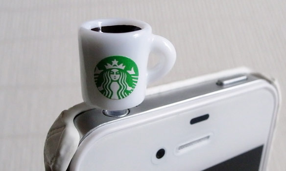Starbucks-Coffee-Mug-iPhone-Plug