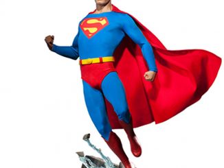 Superman Christopher Reeve Premium Format Figure