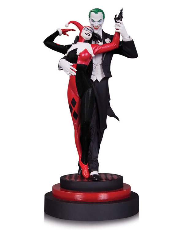The Joker and Harley Quinn Statue