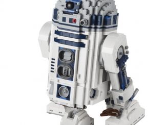 Ultimate Collector Series LEGO Star Wars R2-D2