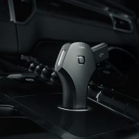 Zus - Smart Car Locator and USB Charger