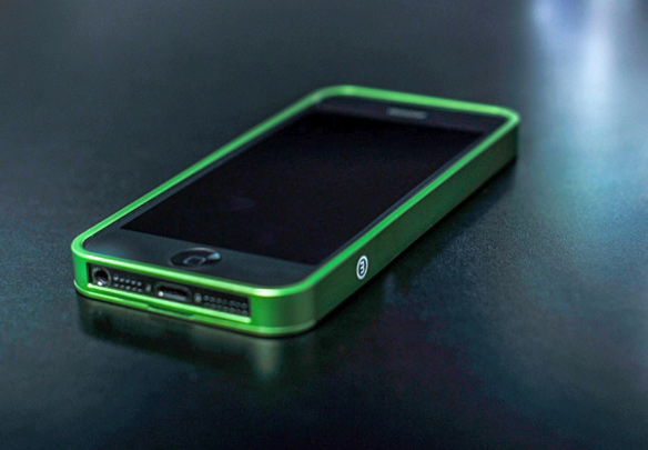 al13-premium-ultra-thin-aluminum-bumper-case-iphone-green