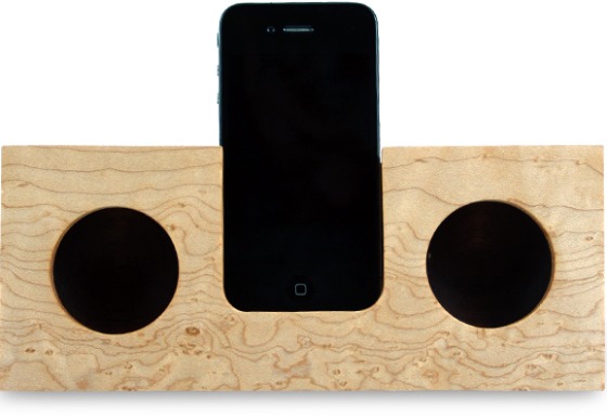 Wooden iPhone Amplifier