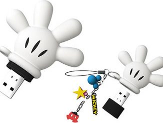 Mickey Mouse Glove USB Flash Drive